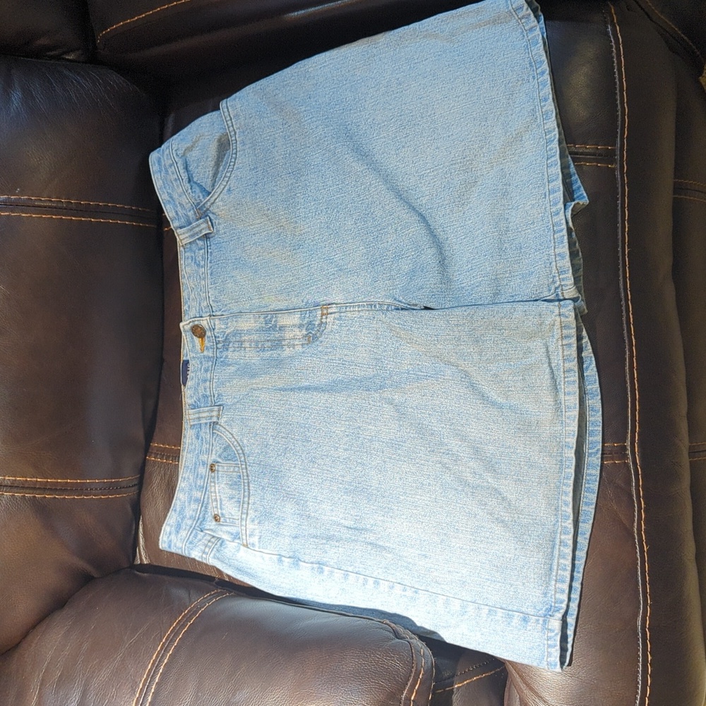 Vintage Basic Editions Sky Blue Denim Shorts Size 16, 100% Cotton!